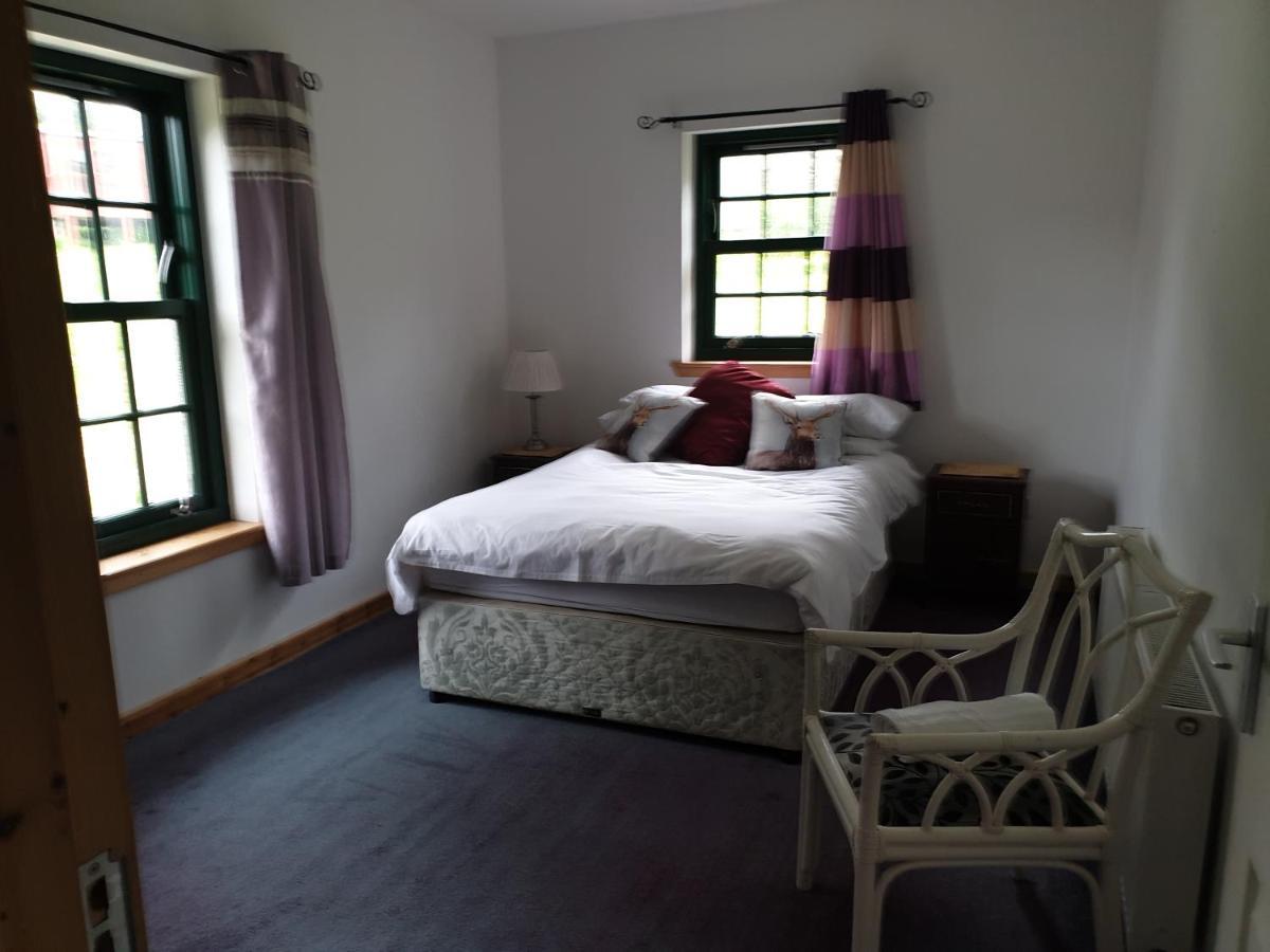 Clunebeg Lodge Drumnadrochit Buitenkant foto