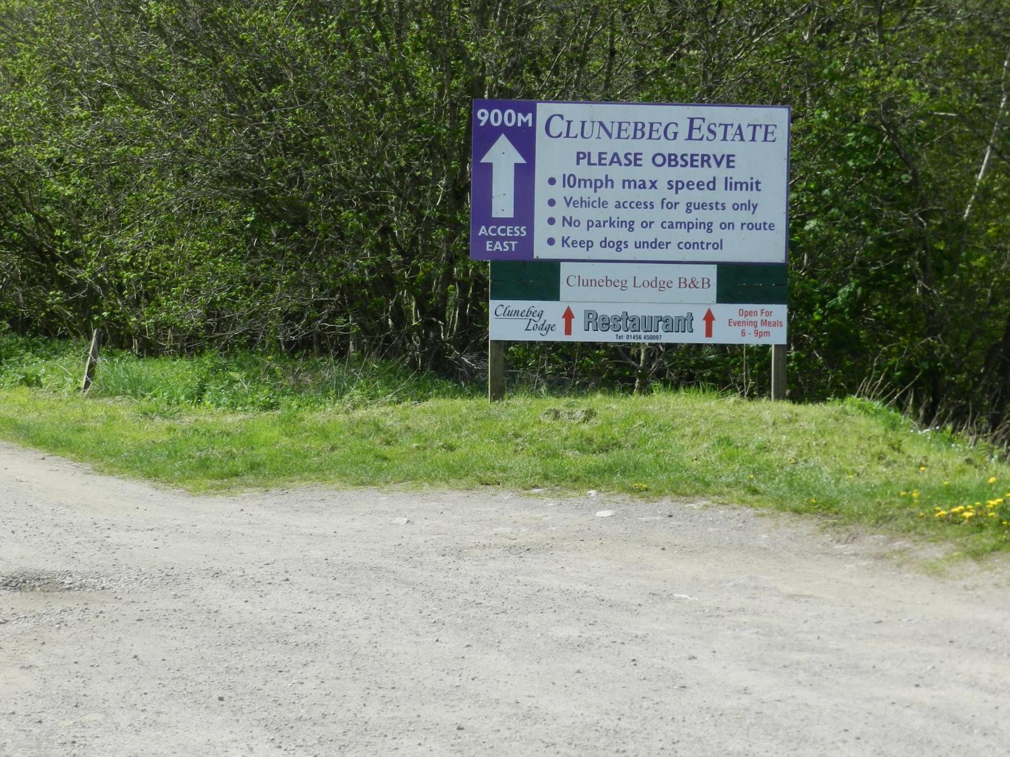 Clunebeg Lodge Drumnadrochit Buitenkant foto