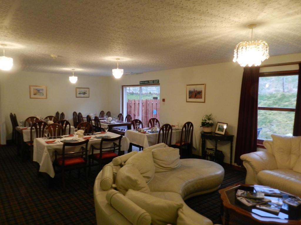 Clunebeg Lodge Drumnadrochit Buitenkant foto